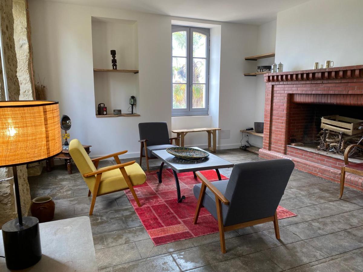 La Maison De Manon Mirande  Luaran gambar